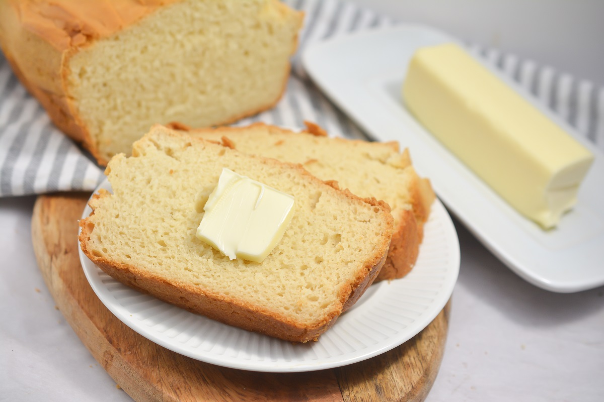 Achieving Ideal Texture: Gluten-Free White Bread with a Bread Machine